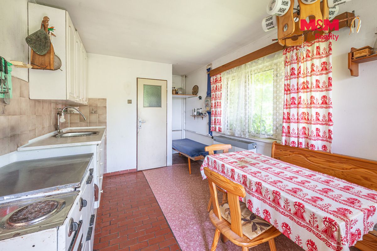 Prodej rodinného domu 130 m², pozemek 754 m² – fotografie 4