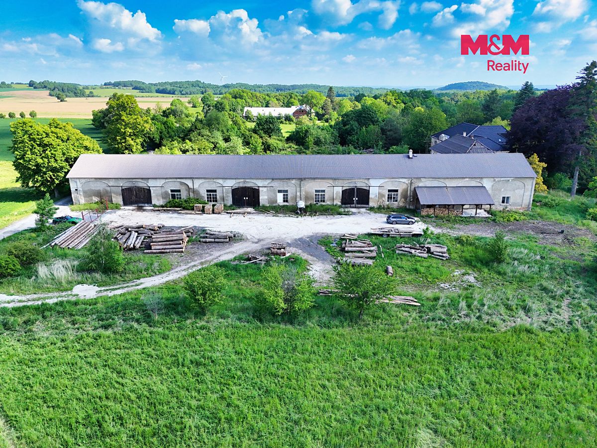 Prodej památky 1400 m², pozemek 32824 m² – fotografie 5