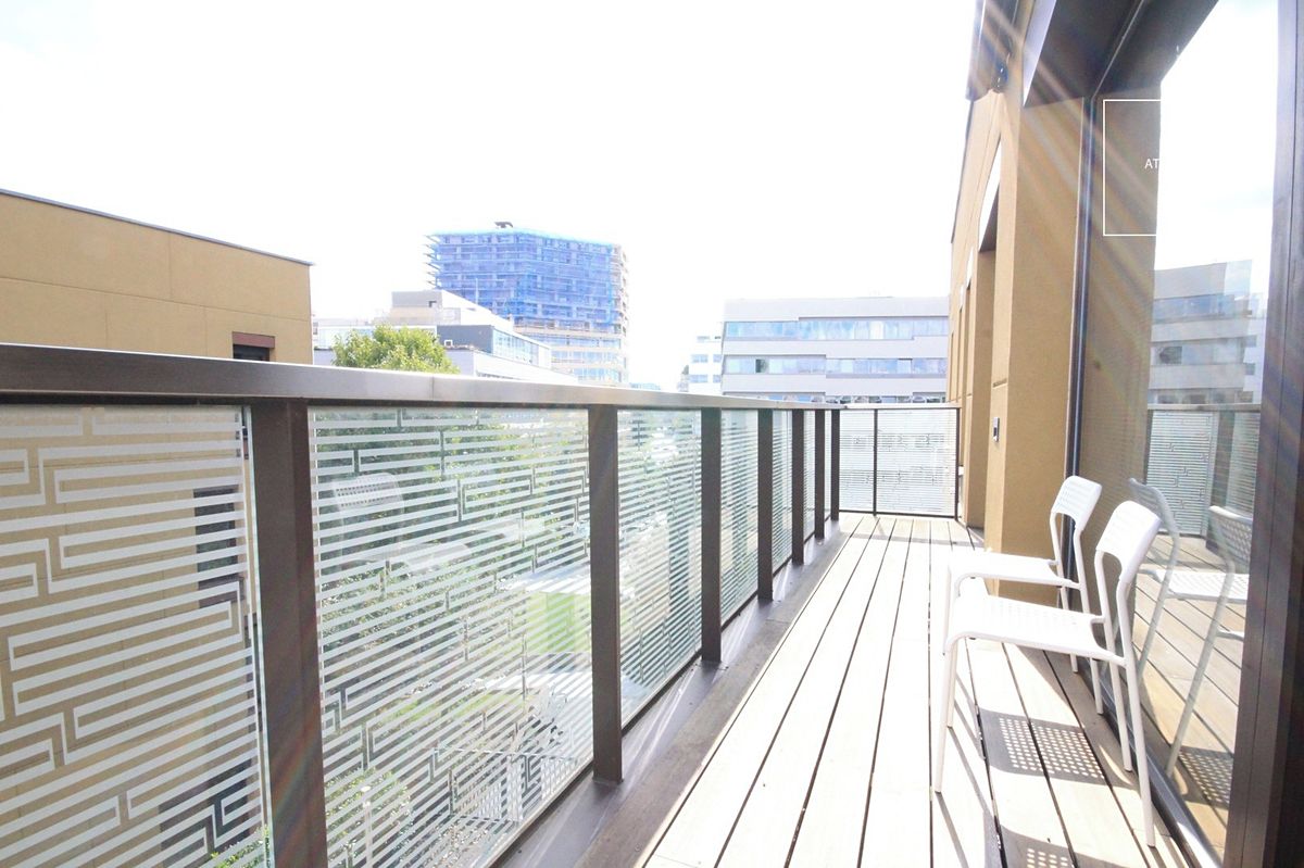 Pronájem bytu 2+kk 64 m² – fotografie 2
