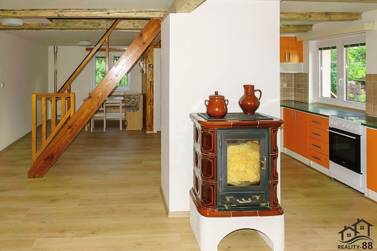 Prodej chalupy 150 m², pozemek 1180 m² – fotografie 4
