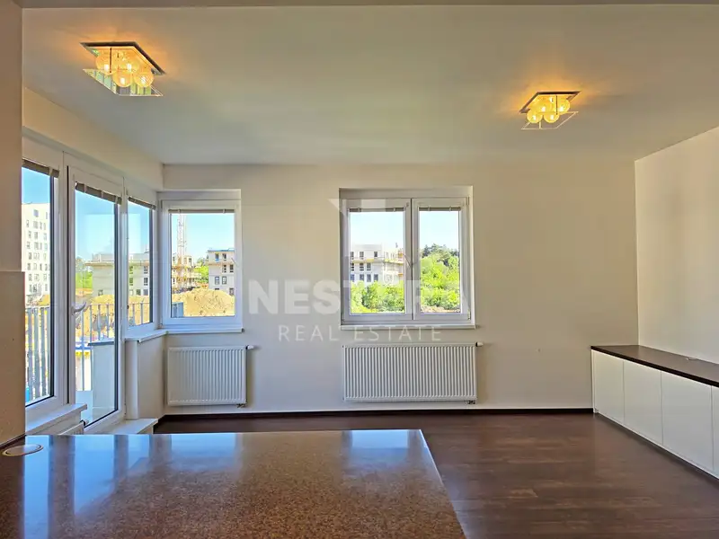 Prodej bytu 3+kk 83 m², Praha – náhled fotky 2