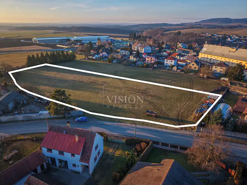 Prodej stavebního pozemku 7639 m², Chýnov – náhled fotky 1