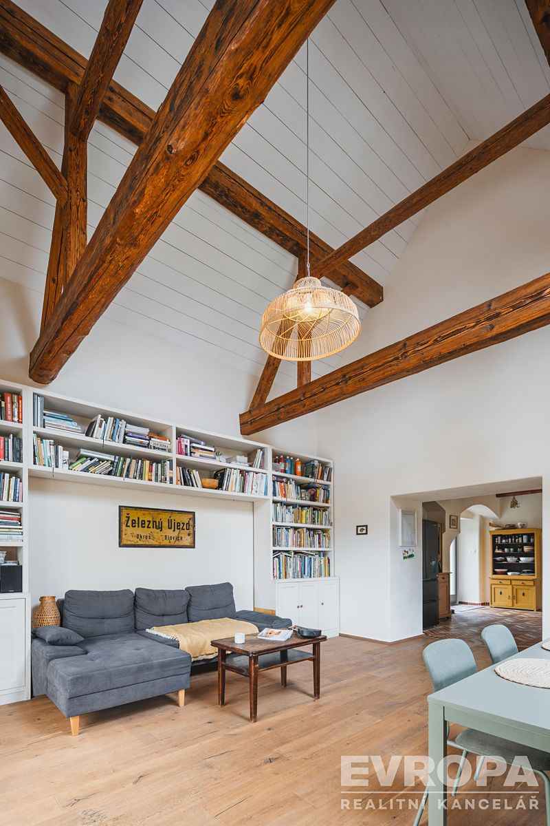 Prodej rodinného domu 180 m², pozemek 5028 m² – fotografie 4