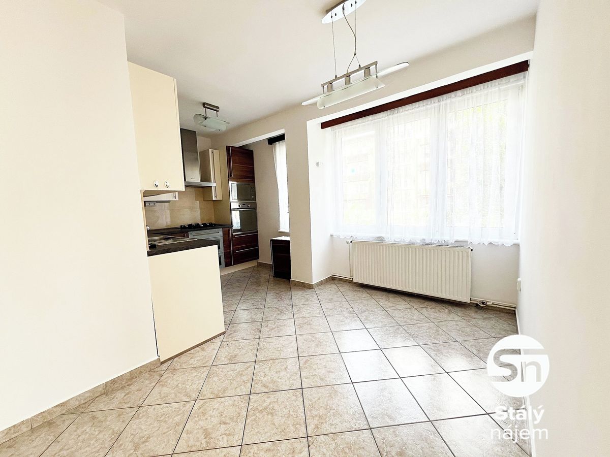 Pronájem bytu 3+1 72 m² – fotografie 4