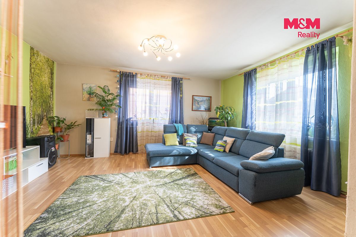Prodej rodinného domu 133 m², pozemek 502 m² – fotografie 2
