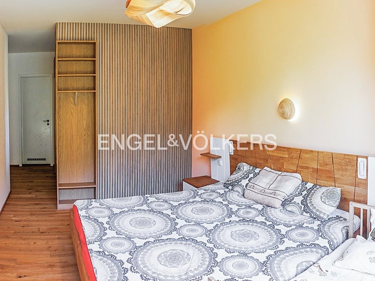 Квартира 4+kk в оренду, 120 м² (4 з 6)