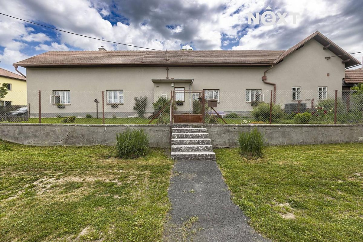 Prodej rodinného domu 989 m², pozemek 4128 m² – fotografie 4