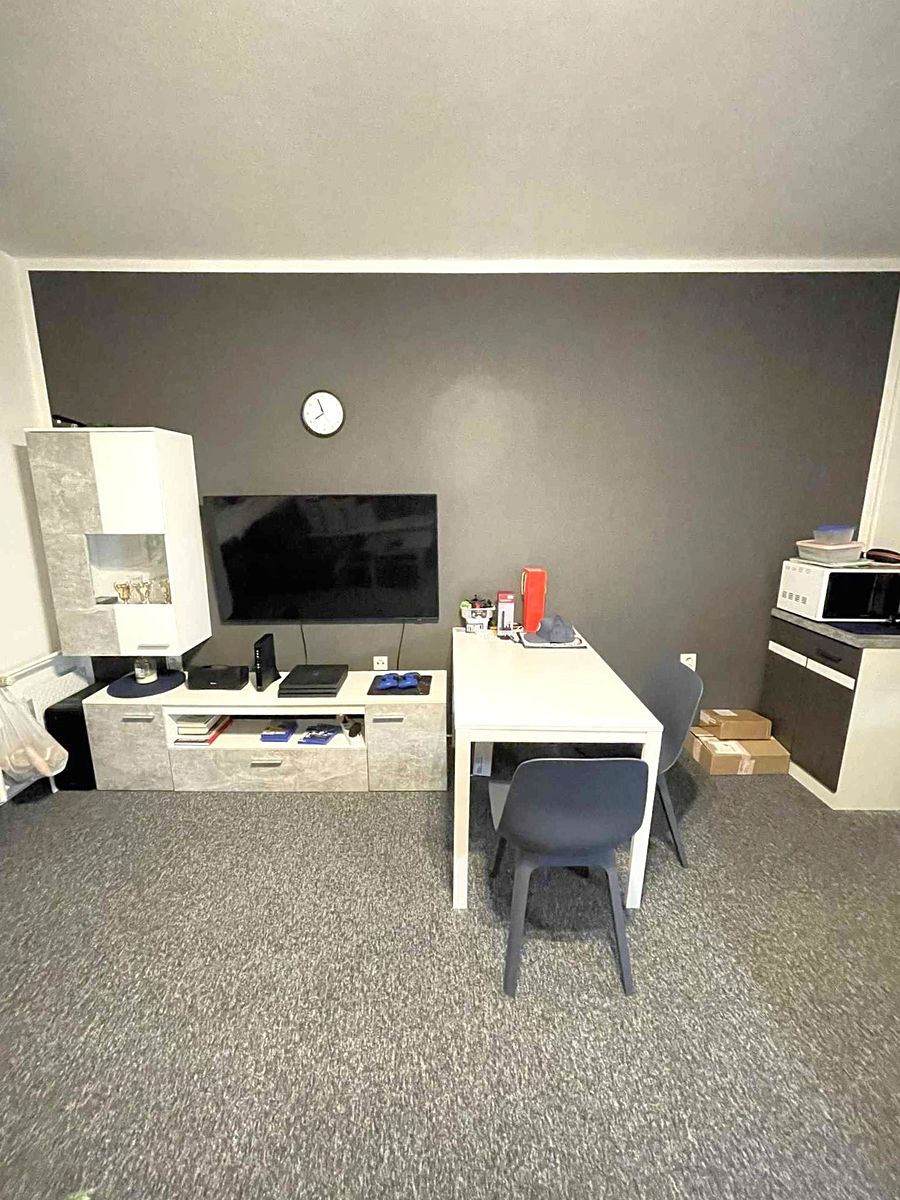 Pronájem bytu 2+kk 42 m² – fotografie 3