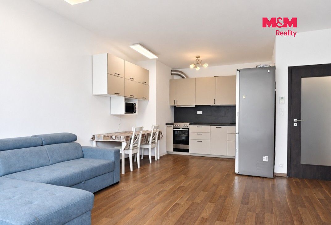Pronájem bytu 2+kk 57 m² – fotografie 2