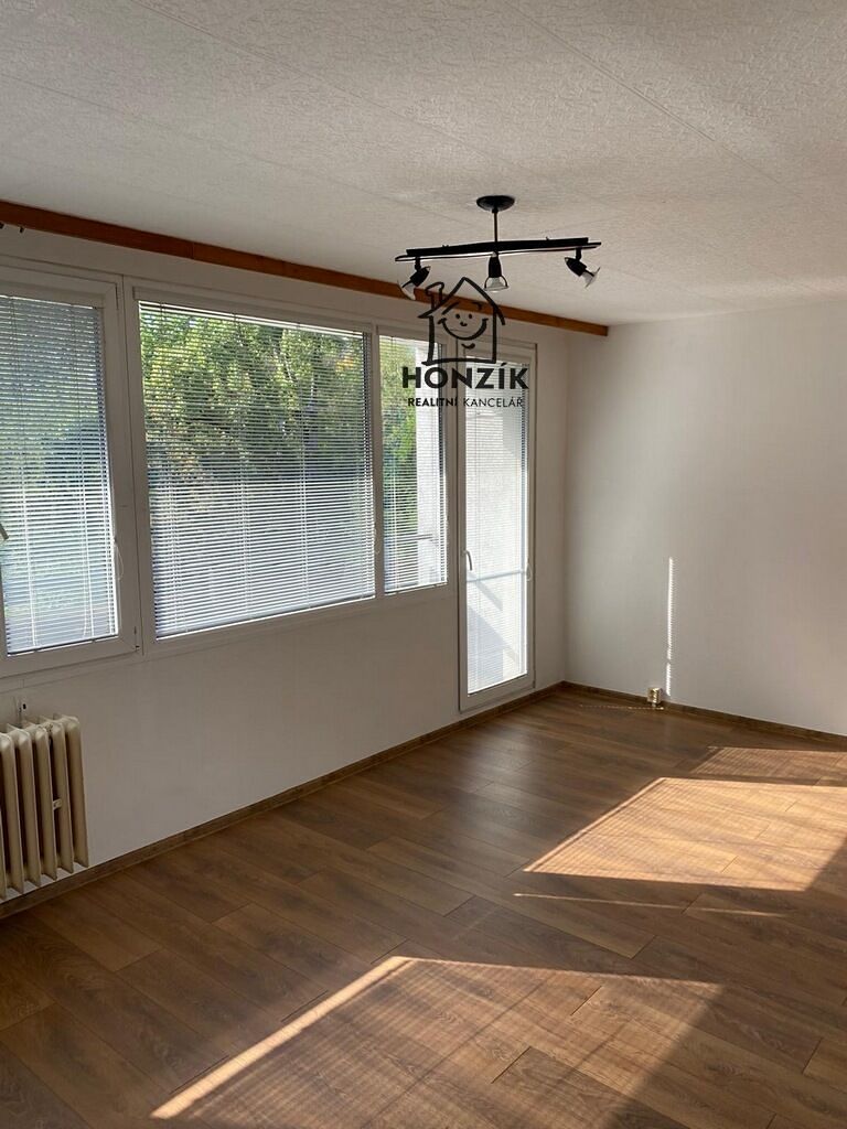 Pronájem bytu 3+1 70 m² – fotografie 4