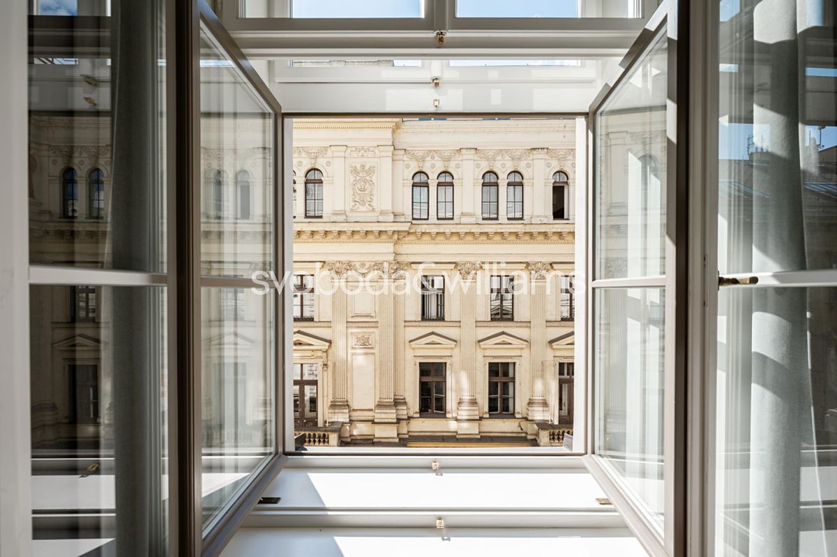 Pronájem bytu 1+kk 37 m² – fotografie 4