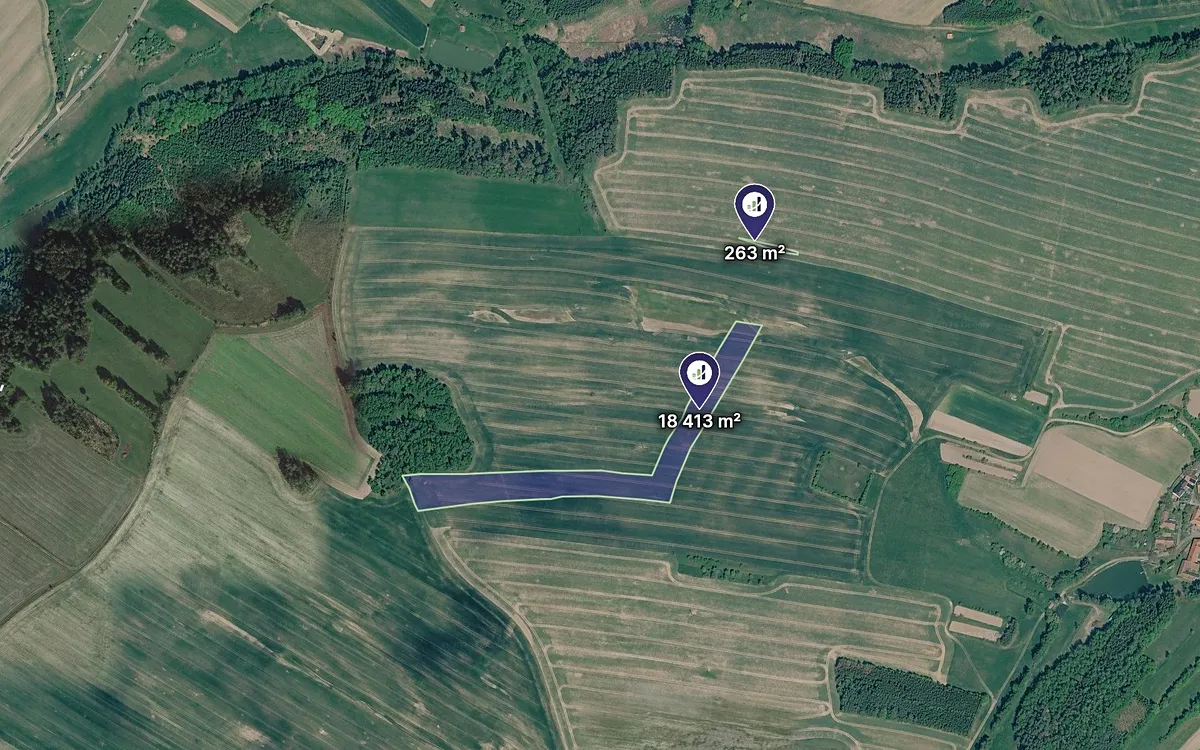 Prodej pole 18676 m²