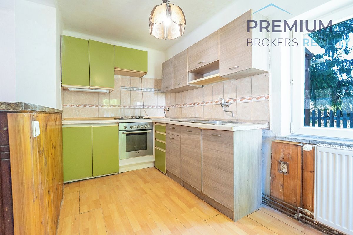 Prodej rodinného domu 70 m², pozemek 935 m² – fotografie 4