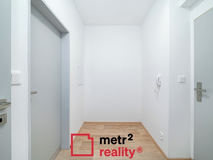 Pronájem bytu 1+kk, 41 m² (8 z 20)