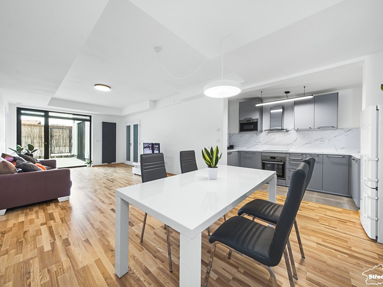 Wohnung 3+kk zum Kauf, 95 m² (1 von 22)