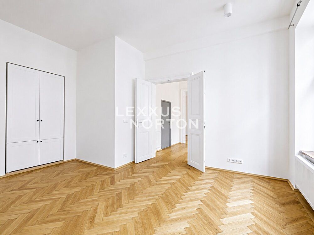 Pronájem bytu 2+1 82 m² – fotografie 5