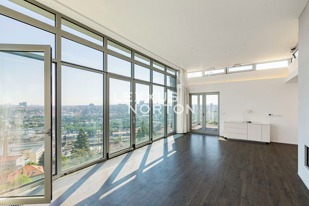Pronájem bytu 5+kk 202 m² – fotografie 5