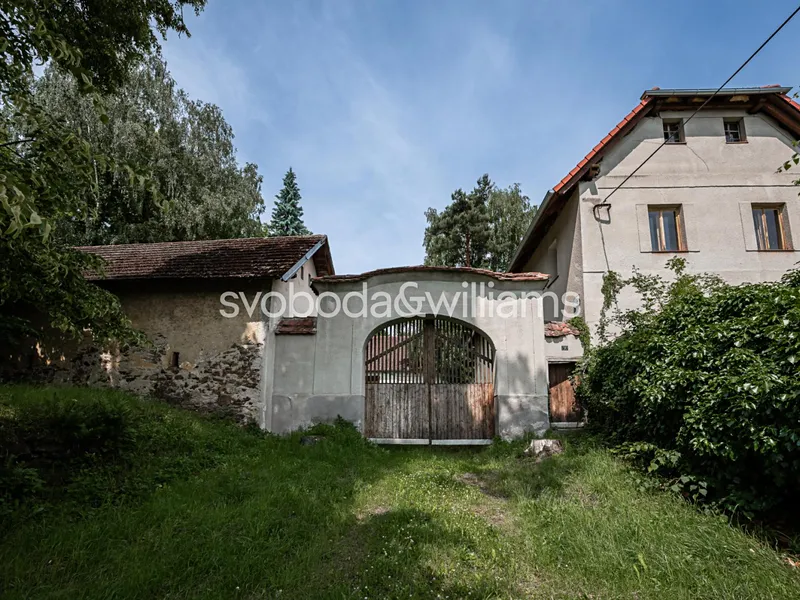 Rodinný dům, 620 m², pozemek 6 457 m², Benešov, Soběhrdy, Mezihoří