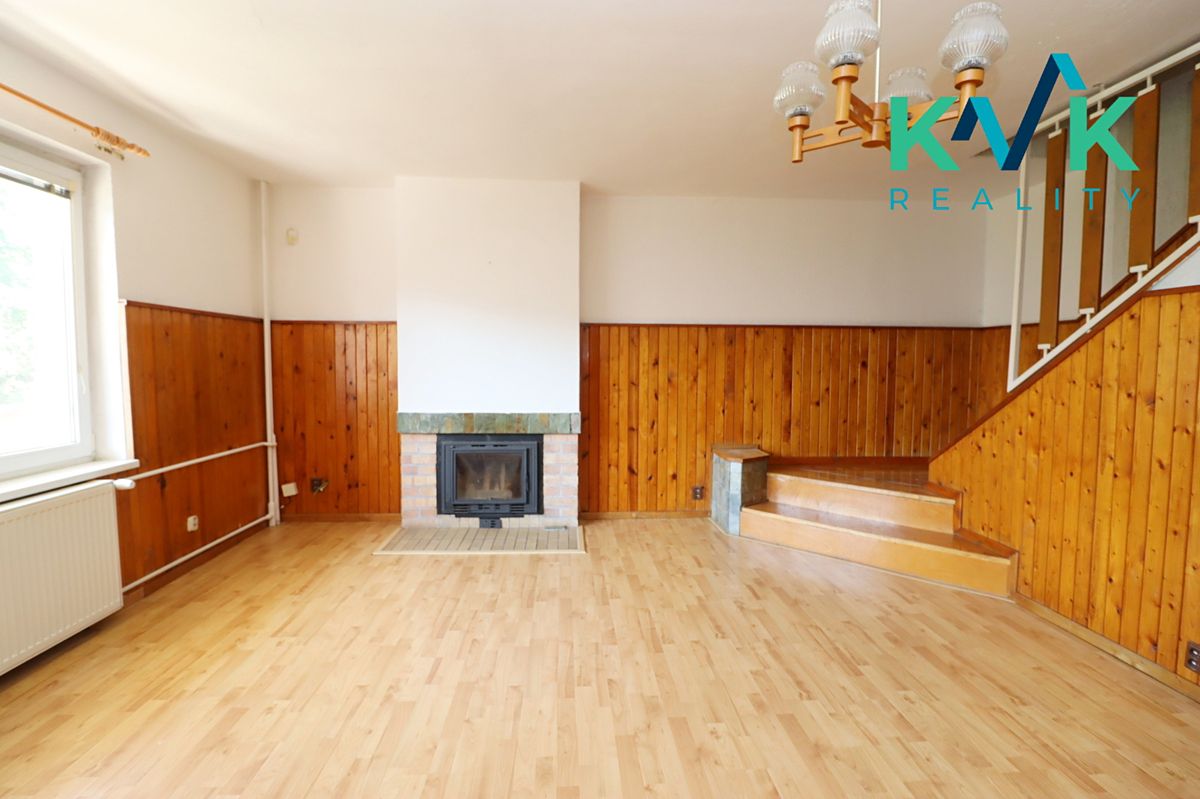 Prodej rodinného domu 220 m², pozemek 541 m² – fotografie 5