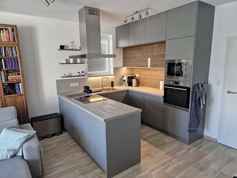 Prodej bytu 4+kk 83 m², Karlovy Vary – náhled fotky 3