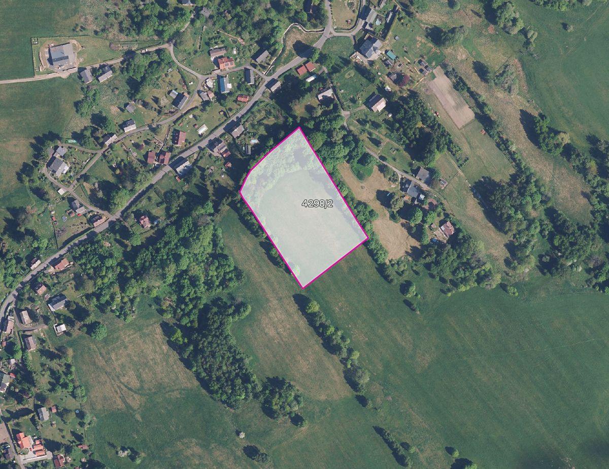 Prodej louky 12696 m², Staré Křečany – fotka 1 z 3