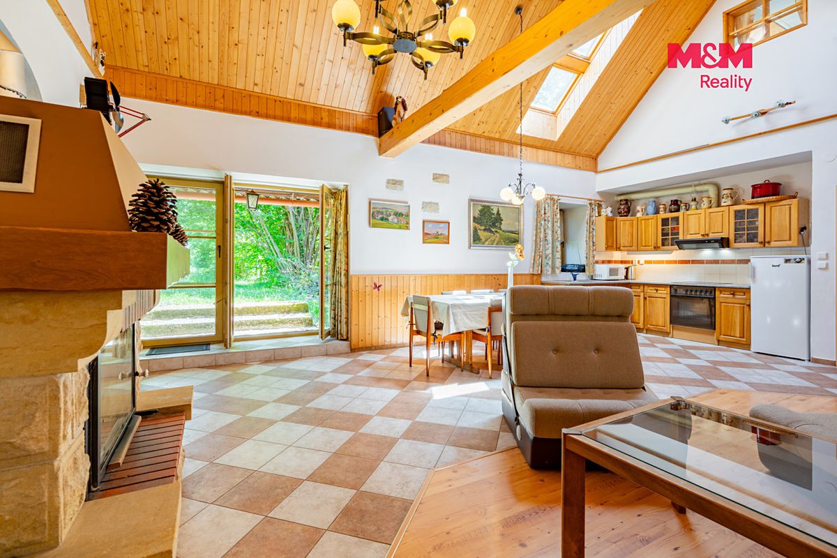 Prodej chalupy 401 m², pozemek 2058 m² – fotografie 3