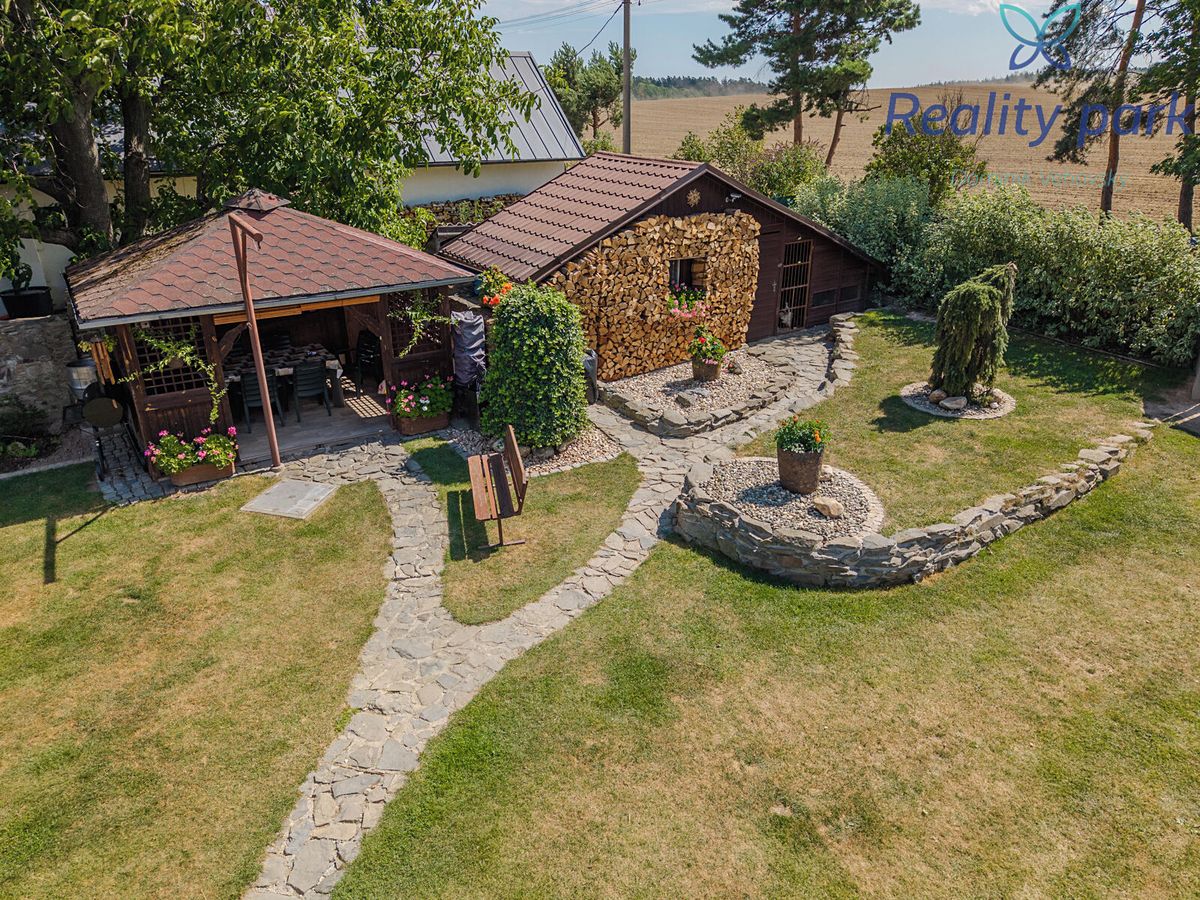 Prodej rodinného domu 110 m², pozemek 1594 m² – fotografie 5