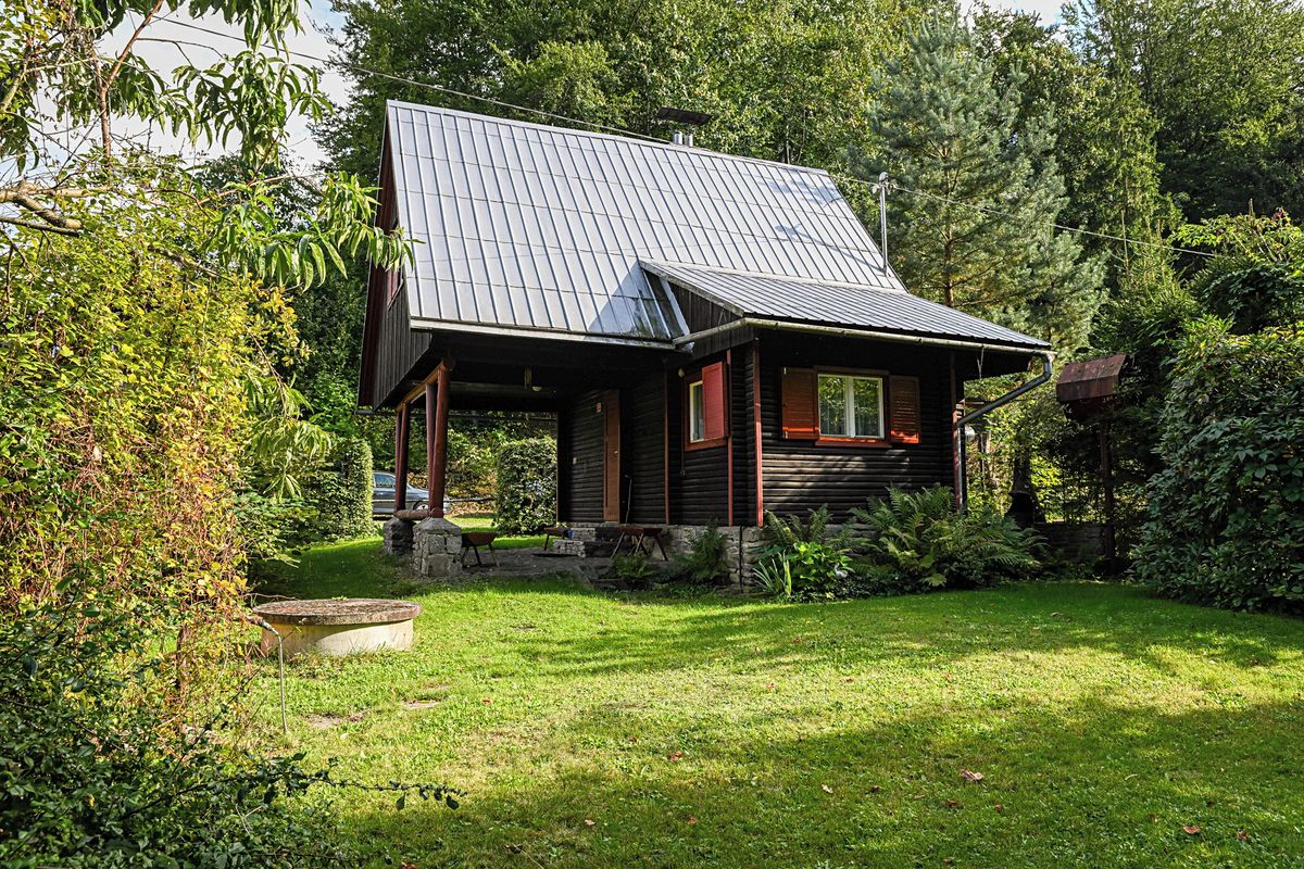 Prodej chaty 42 m², pozemek 400 m²