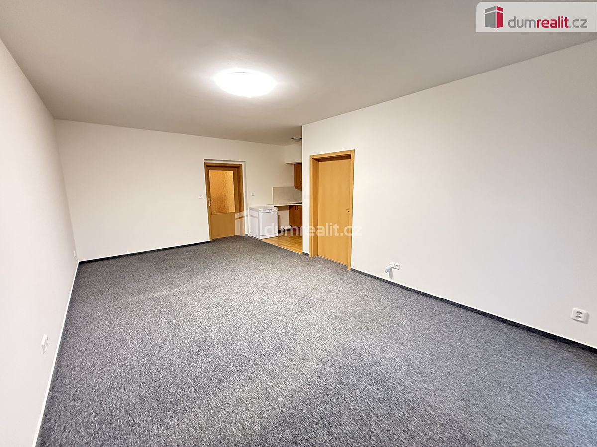 Pronájem bytu 2+kk 70 m² – fotografie 4