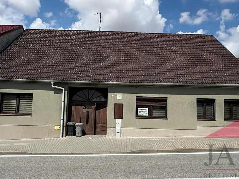 Prodej rodinného domu 200 m², pozemek 808 m², Želetava – náhled fotky 3