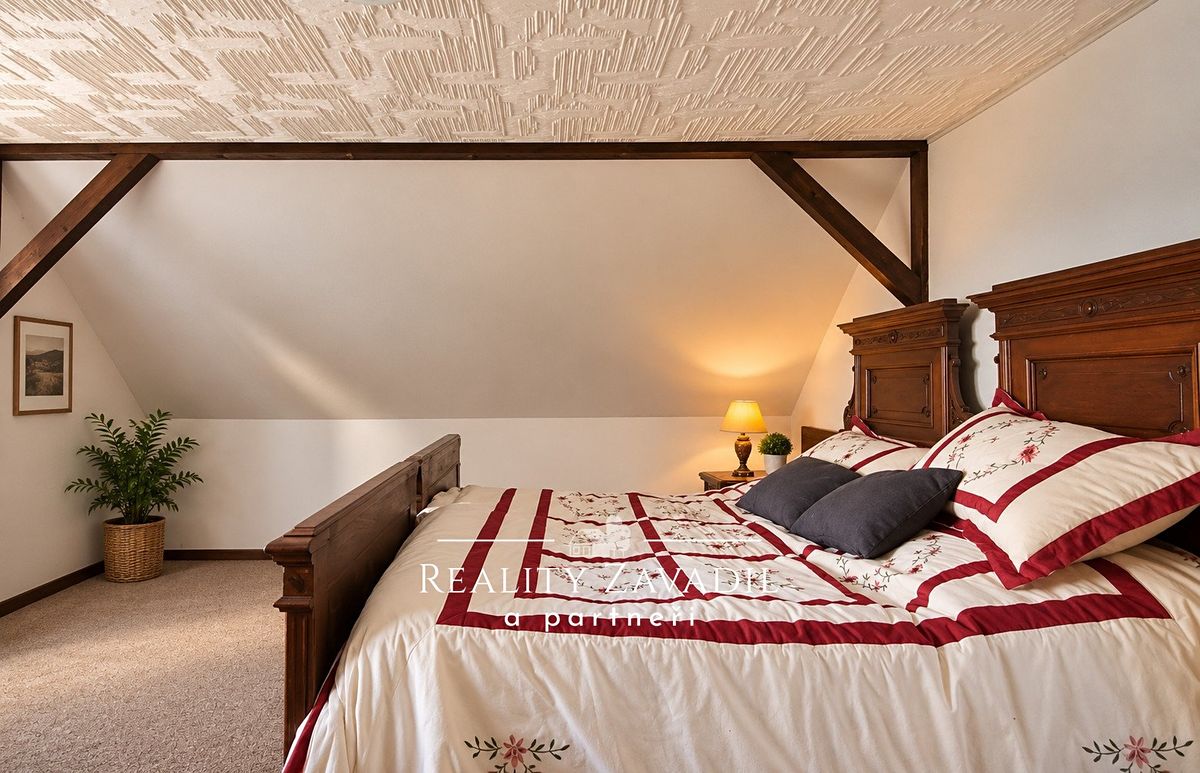 Prodej rodinného domu 161 m², pozemek 466 m² – fotografie 5