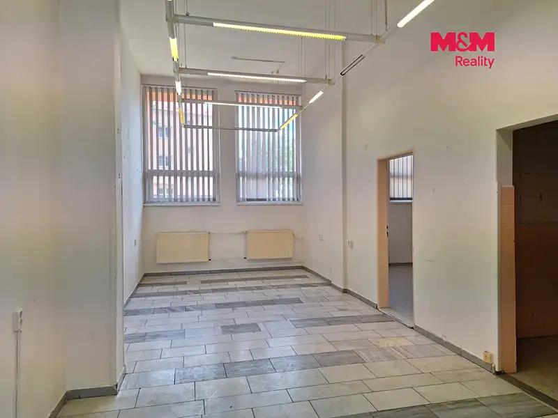 Prodej obchodního prostoru 159 m², Chomutov – náhled fotky 3