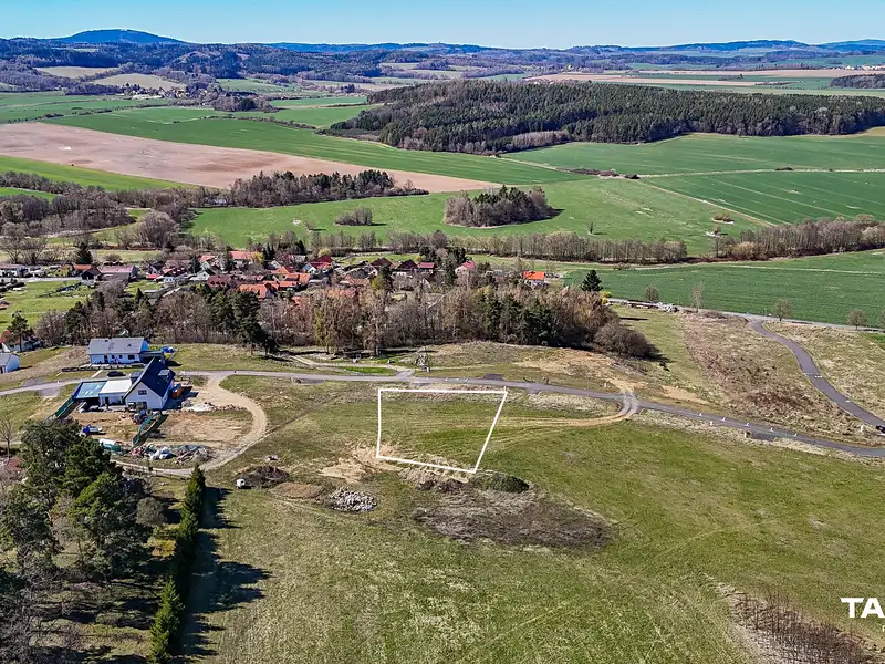 Prodej stavebního pozemku 1812 m², Pařezov – náhled fotky 3