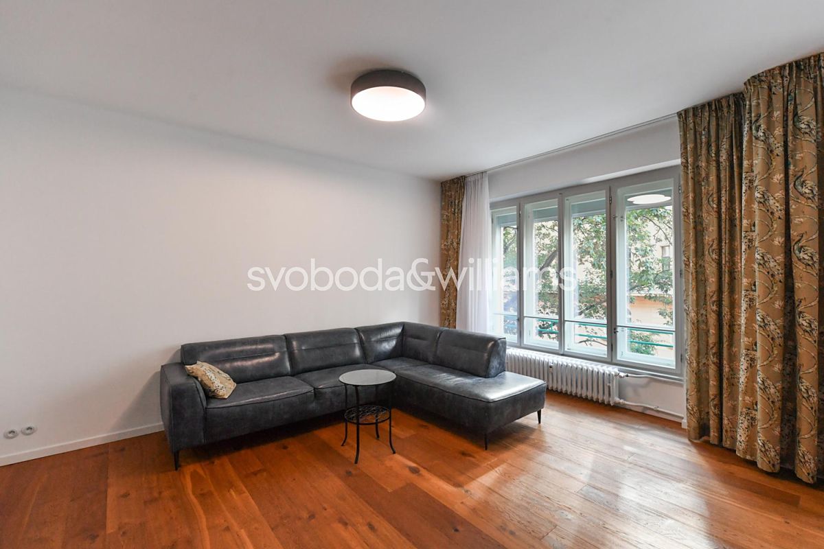 Pronájem bytu 4+kk 135 m² – fotografie 4