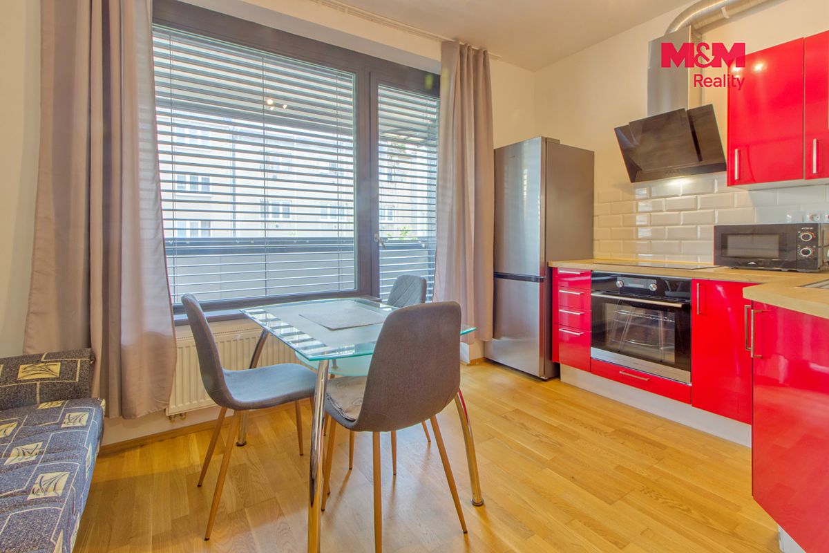 Pronájem bytu 1+1 40 m² – fotografie 2