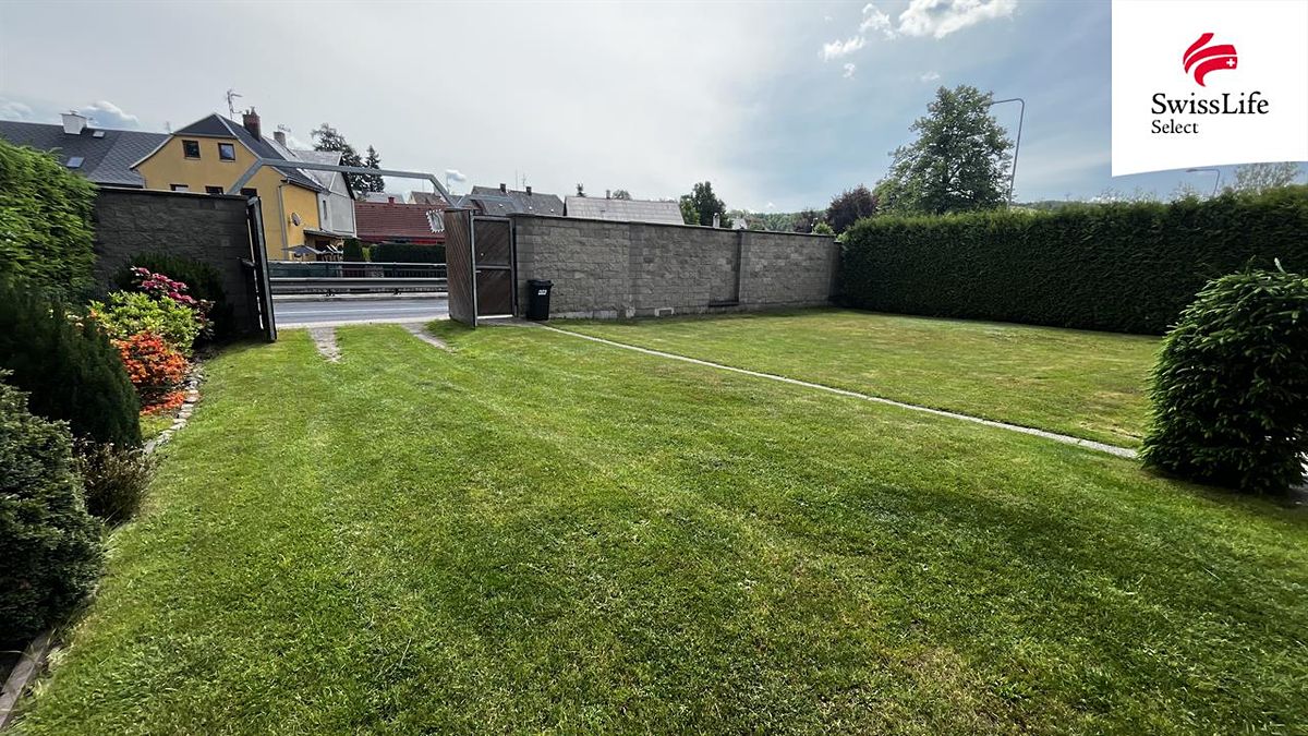 Prodej rodinného domu 120 m², pozemek 669 m² – fotografie 2