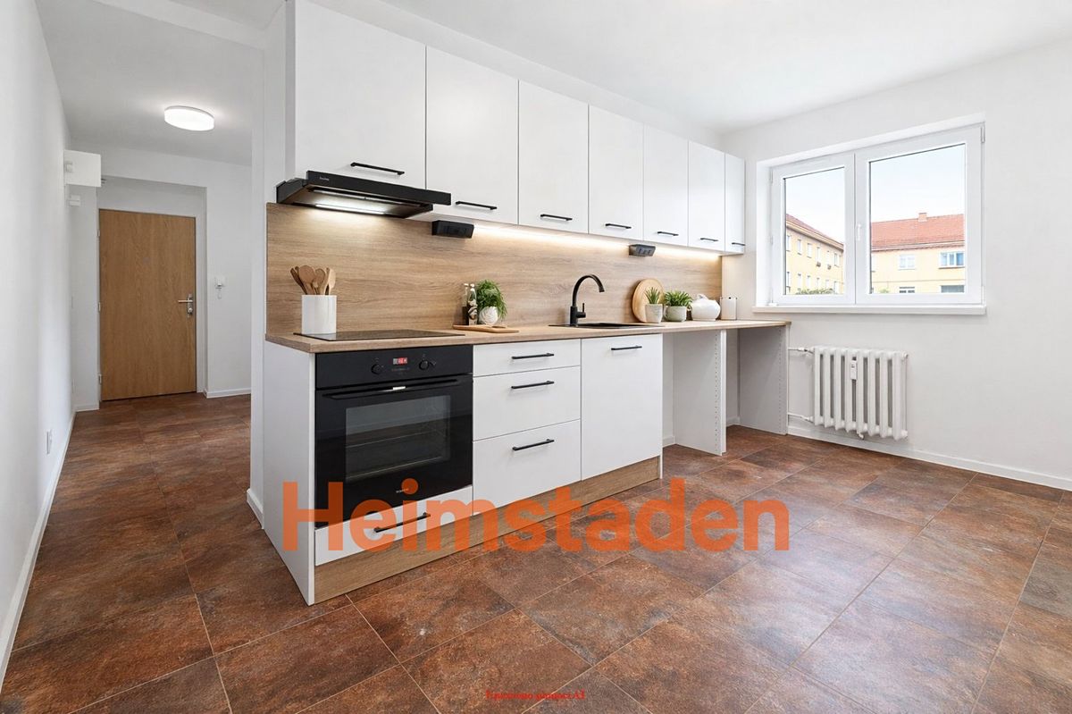 Pronájem bytu 2+1 54 m² – fotografie 3