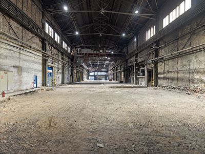 Prodej výrobní haly, prostoru 9648 m²