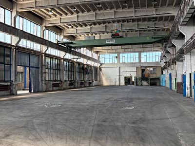 Pronájem skladového prostoru 20000 m²