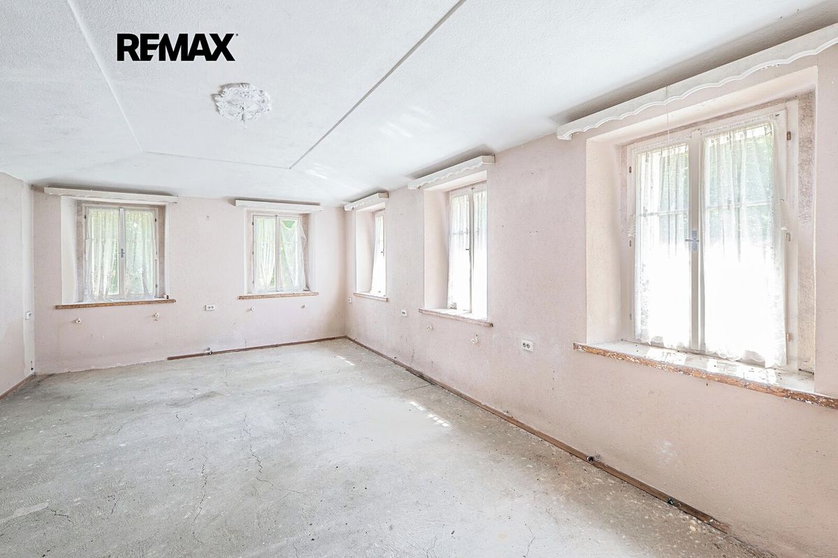 Prodej rodinného domu 1230 m², pozemek 1230 m² – fotografie 4