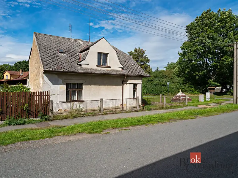 Prodej rodinného domu 160 m², pozemek 775 m², Radnice – náhled fotky 2