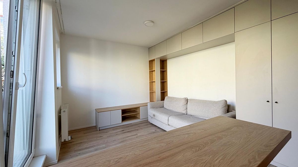 Pronájem bytu 1+kk 24 m² – fotografie 3