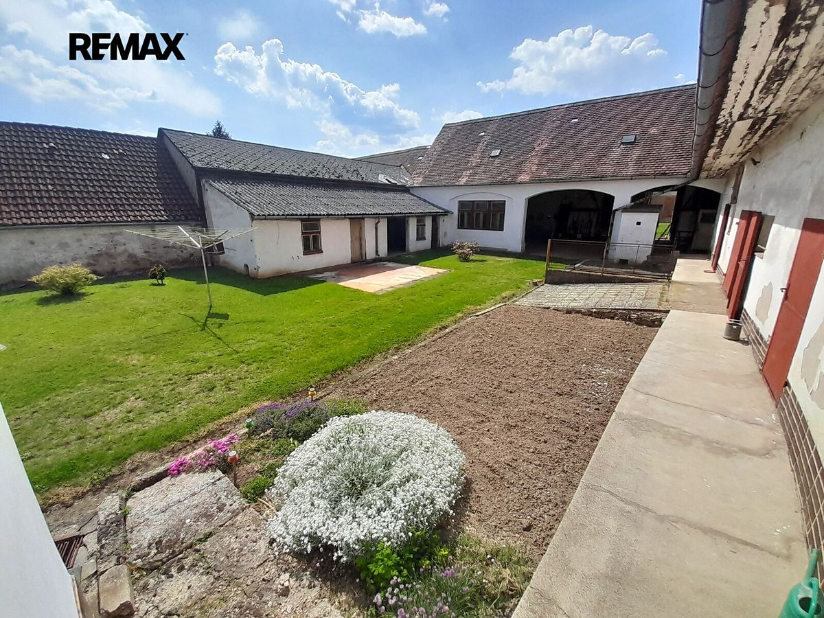 Prodej rodinného domu 165 m², pozemek 1659 m² – fotografie 5
