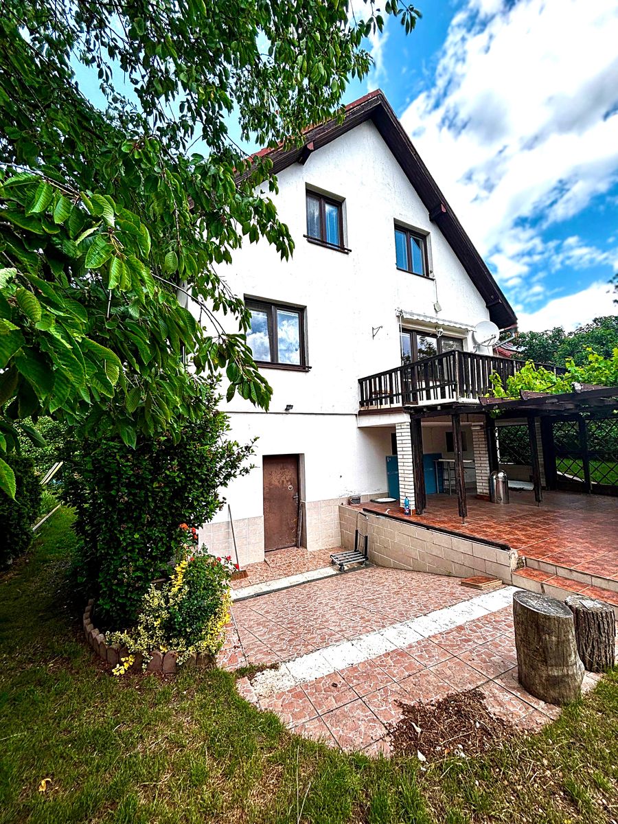 Prodej vícegeneračního domu 320 m², pozemek 743 m²