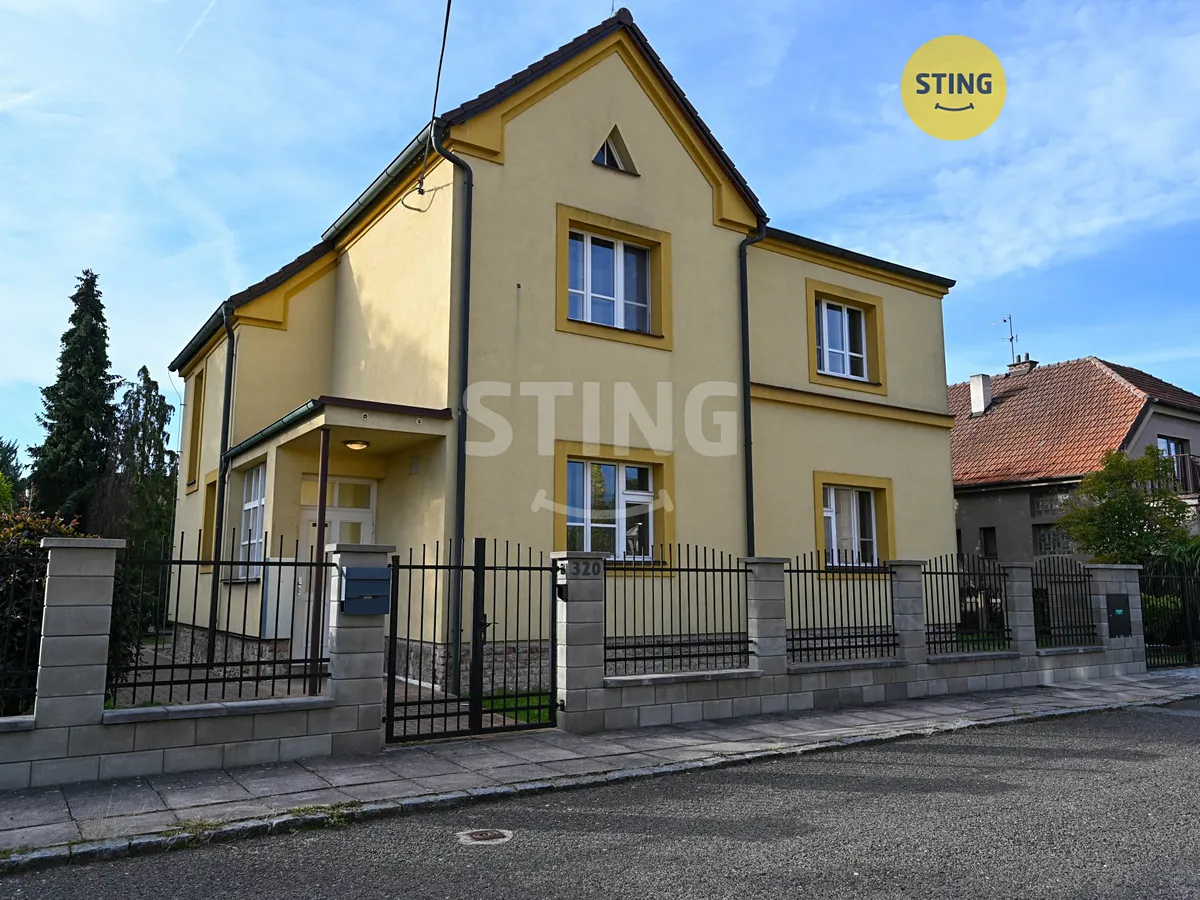 Prodej vily 150 m², pozemek 811 m²