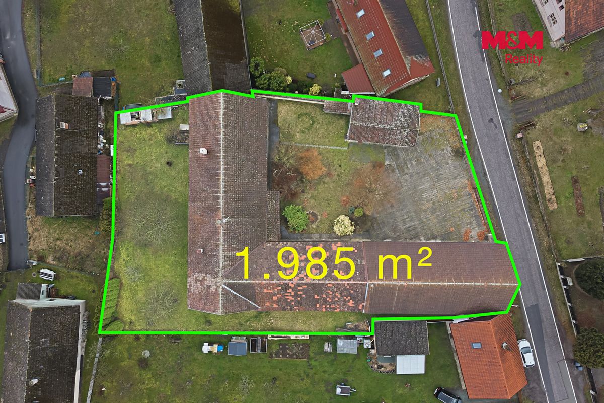 Prodej rodinného domu 285 m², pozemek 1985 m² – fotografie 5
