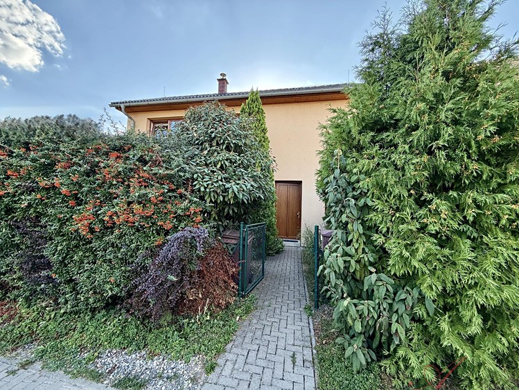 Haus zum Kauf, 97 m² (2 von 27)