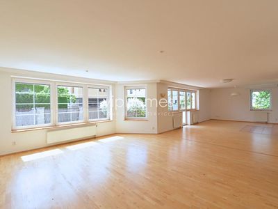 Pronájem vily 500 m², pozemek 800 m²