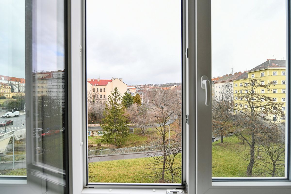 Pronájem bytu 2+kk 33 m² – fotografie 5