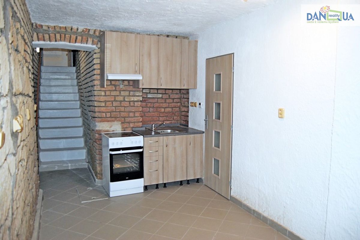 Pronájem bytu 1+kk 22 m² – fotografie 2
